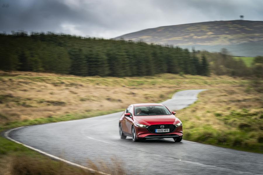  Mazda3 Skyactiv-G Sport Lux Hatchback 2019 года  (UK) (фото 51 из 91)